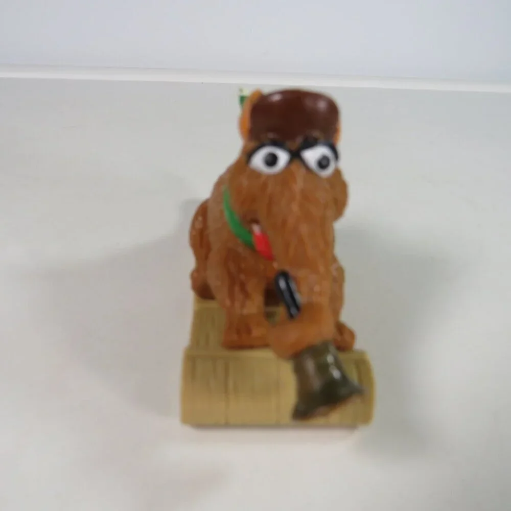 Snuffy Snuffleupegus Muppets Sled Figurine Sesame Street